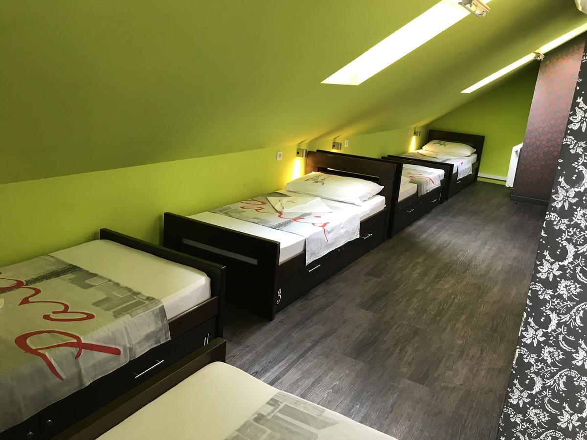 Hostel Paris زغرب المظهر الخارجي الصورة