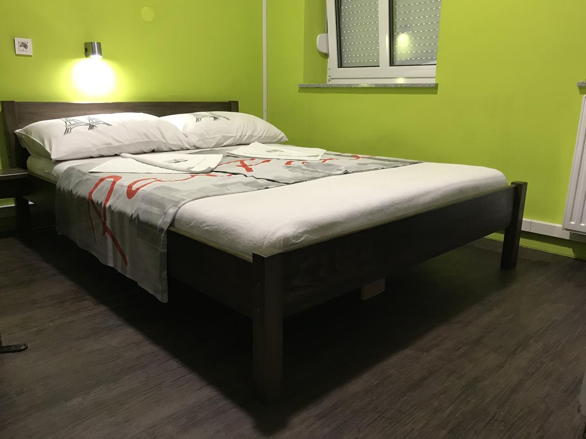 Hostel Paris زغرب المظهر الخارجي الصورة